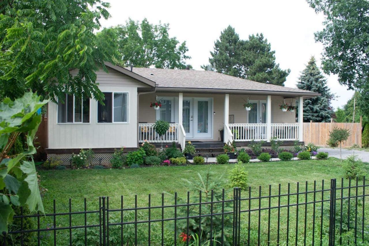 Summer Solstice Bed & Breakfast Niagara-on-the-Lake Esterno foto
